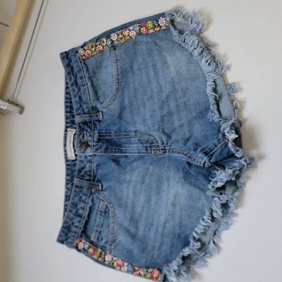 ALTER'D STATE Embroidered Trim Denim Jean Shorts Festival Frayed - Picture 1 of 10